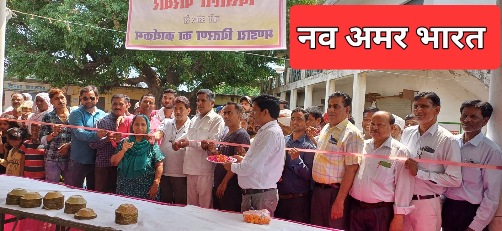 चेयरमैन अबरार अहमद के नेतृत्व में पालिका परिवार ने कराया विशाल भंडारे का आयोजन, …..”गंगा जमुनी तहजीब से ओतप्रोत रहा है बिसौली नगर- अबरार अहमद